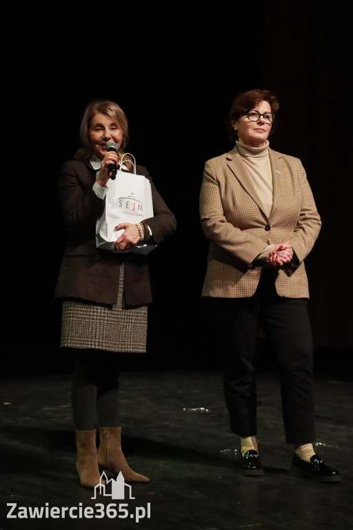 Fotorelacja: Świętowanie z Seniorami w MOK Zawiercie