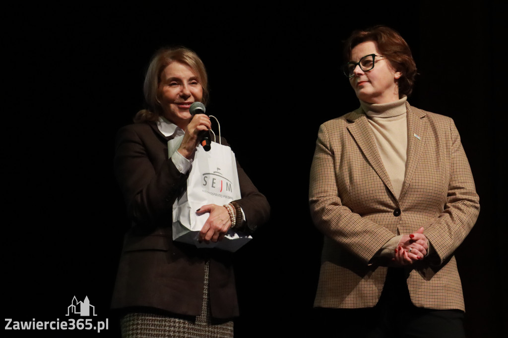 Fotorelacja: Świętowanie z Seniorami w MOK Zawiercie