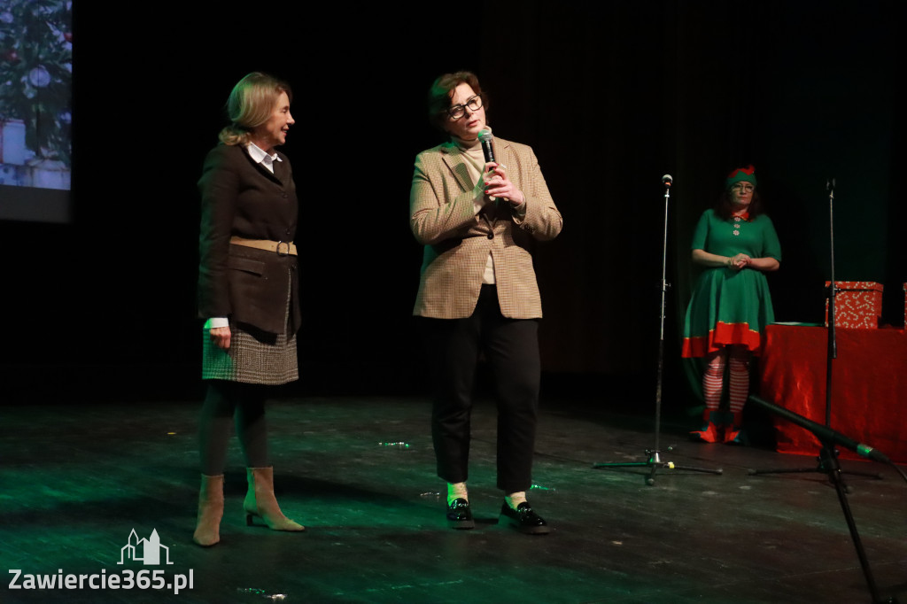 Fotorelacja: Świętowanie z Seniorami w MOK Zawiercie