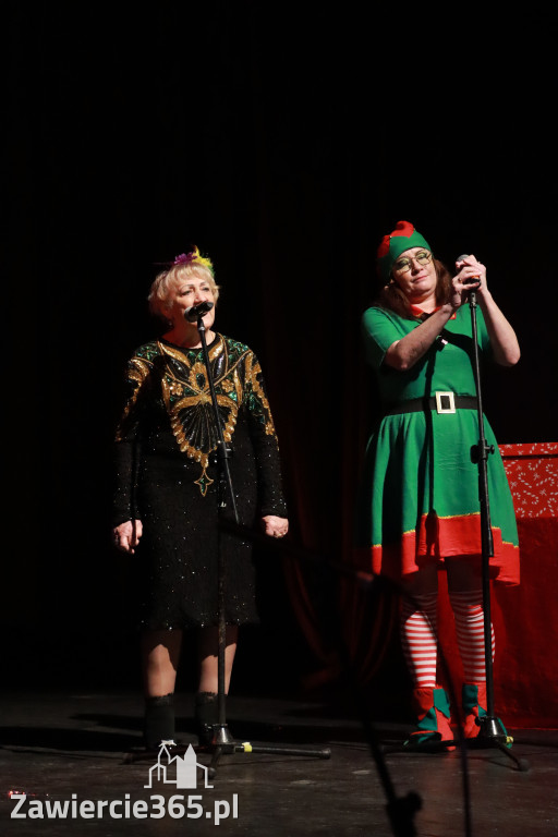 Fotorelacja: Świętowanie z Seniorami w MOK Zawiercie