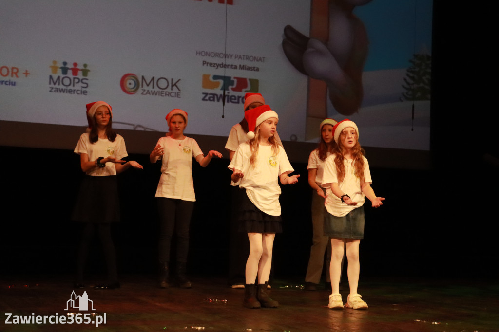 Fotorelacja: Świętowanie z Seniorami w MOK Zawiercie