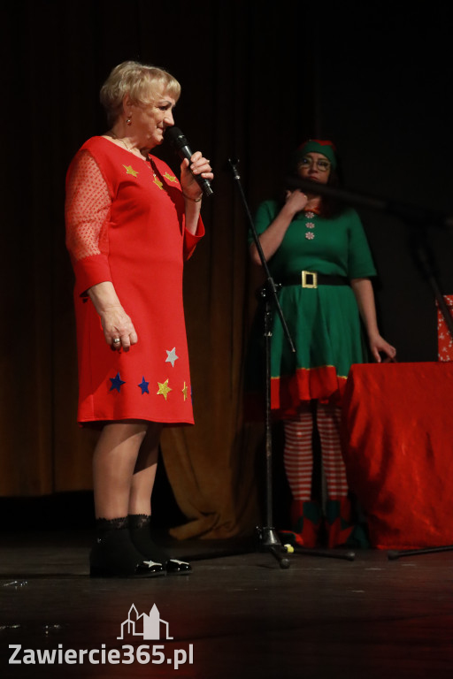 Fotorelacja: Świętowanie z Seniorami w MOK Zawiercie