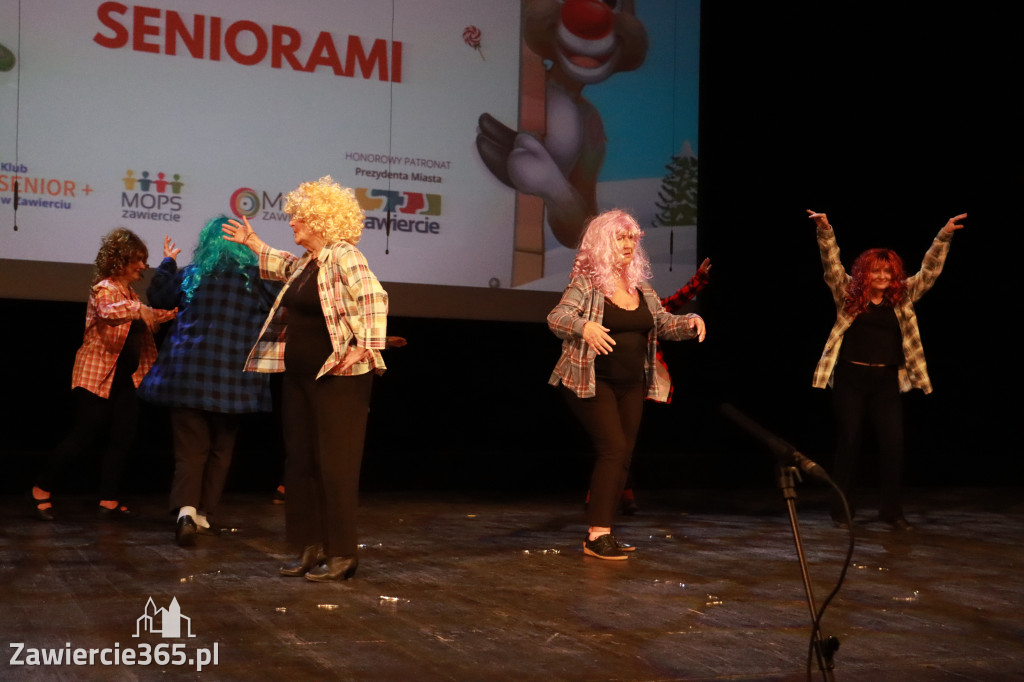 Fotorelacja: Świętowanie z Seniorami w MOK Zawiercie