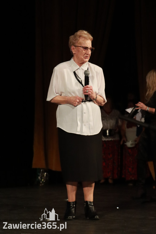 Fotorelacja: Świętowanie z Seniorami w MOK Zawiercie