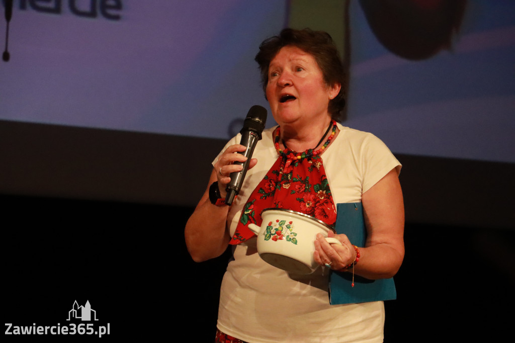 Fotorelacja: Świętowanie z Seniorami w MOK Zawiercie