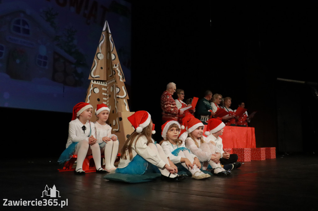 Fotorelacja: Świętowanie z Seniorami w MOK Zawiercie