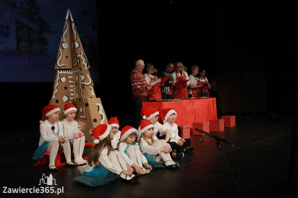 Fotorelacja: Świętowanie z Seniorami w MOK Zawiercie