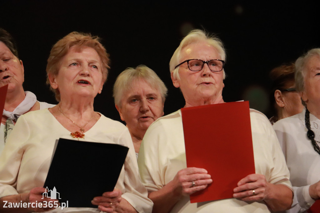 Fotorelacja: Świętowanie z Seniorami w MOK Zawiercie