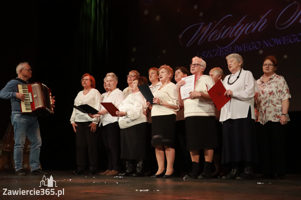 Fotorelacja: Świętowanie z Seniorami w MOK Zawiercie