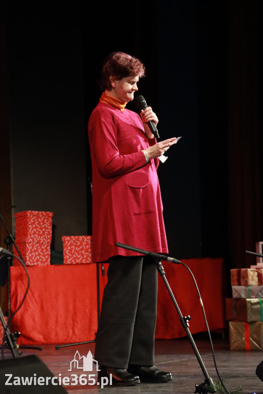 Fotorelacja: Świętowanie z Seniorami w MOK Zawiercie