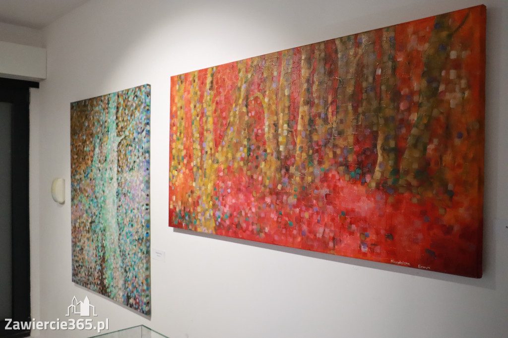 Fotorelacja: Wernisaż wystawy „Artyści na 110” w Zawierciu