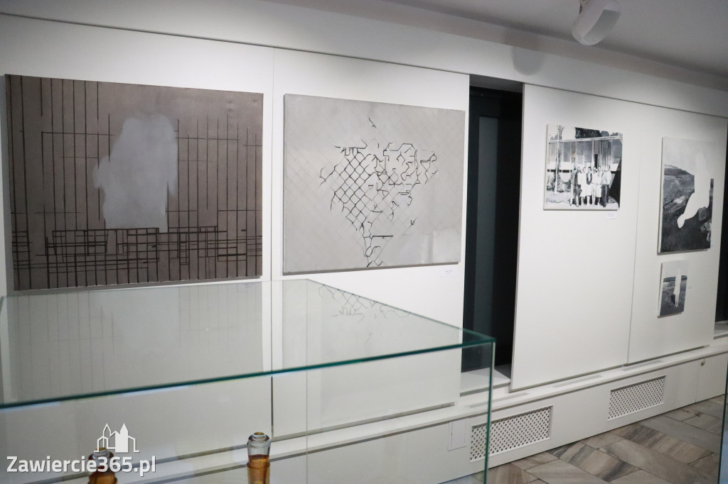 Fotorelacja: Wernisaż wystawy „Artyści na 110” w Zawierciu