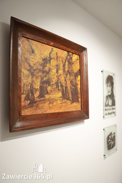 Fotorelacja: Wernisaż wystawy „Artyści na 110” w Zawierciu