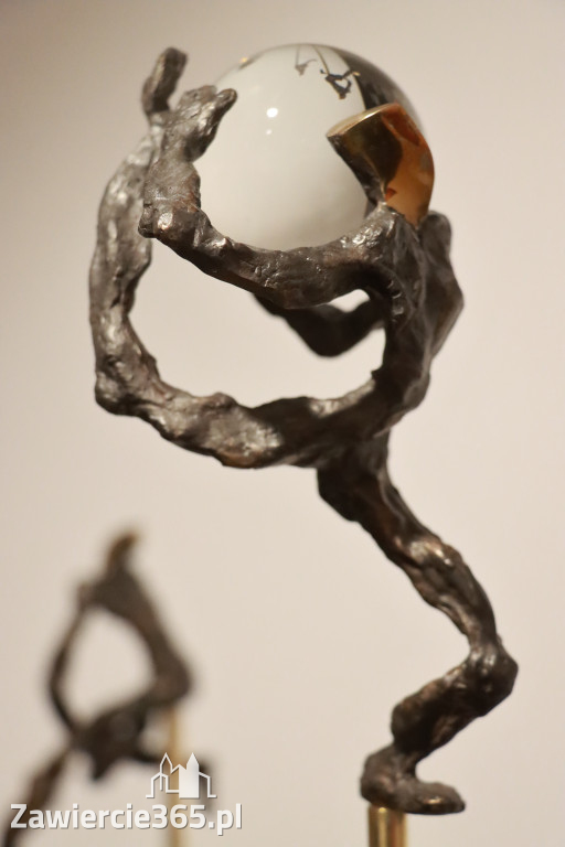 Fotorelacja: Wernisaż wystawy „Artyści na 110” w Zawierciu