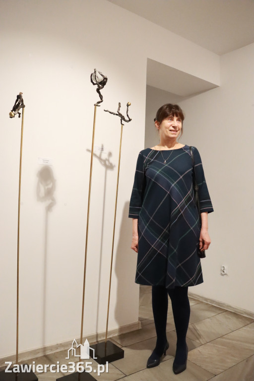 Fotorelacja: Wernisaż wystawy „Artyści na 110” w Zawierciu