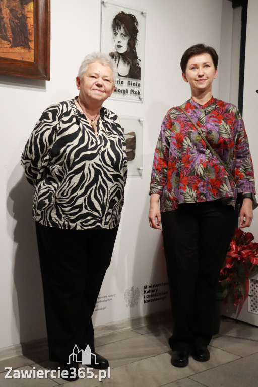 Fotorelacja: Wernisaż wystawy „Artyści na 110” w Zawierciu