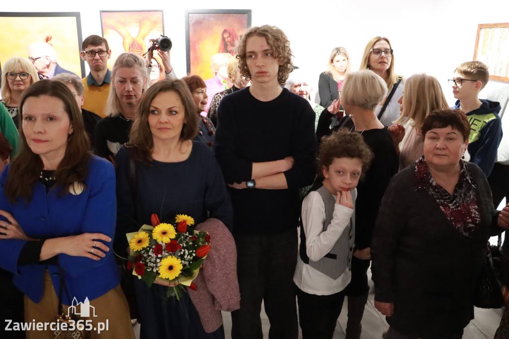 Fotorelacja: Wernisaż wystawy „Artyści na 110” w Zawierciu