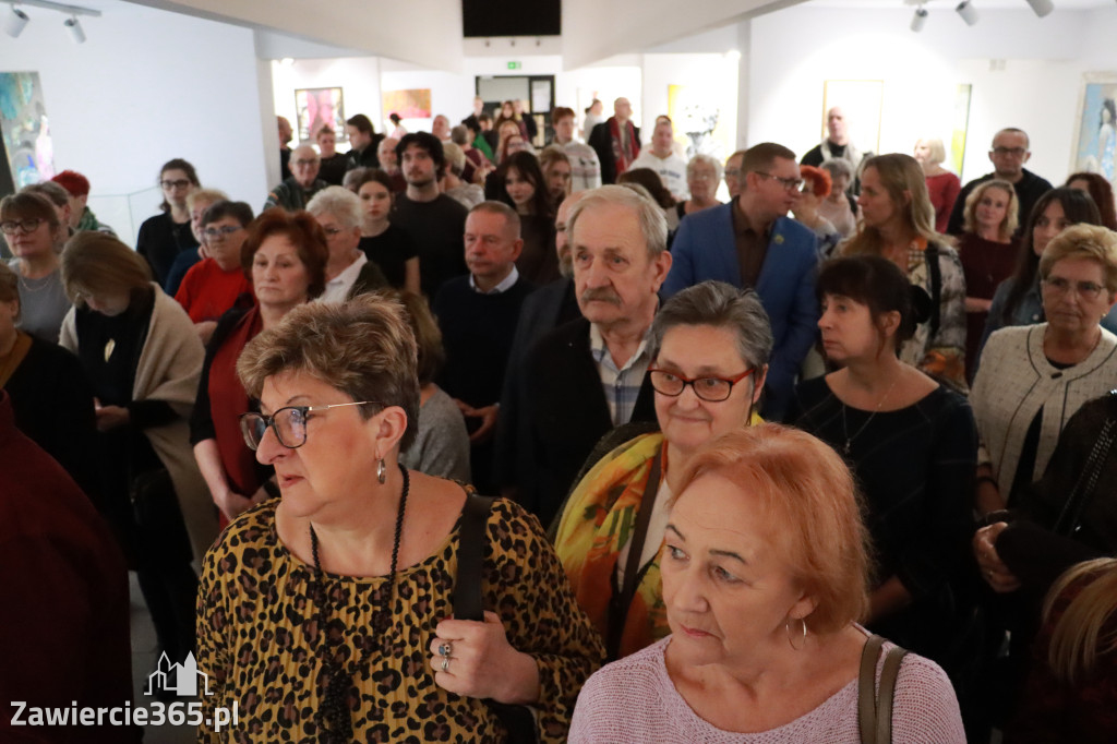 Fotorelacja: Wernisaż wystawy „Artyści na 110” w Zawierciu