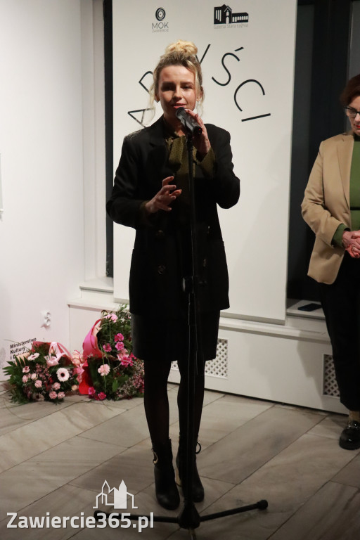 Fotorelacja: Wernisaż wystawy „Artyści na 110” w Zawierciu