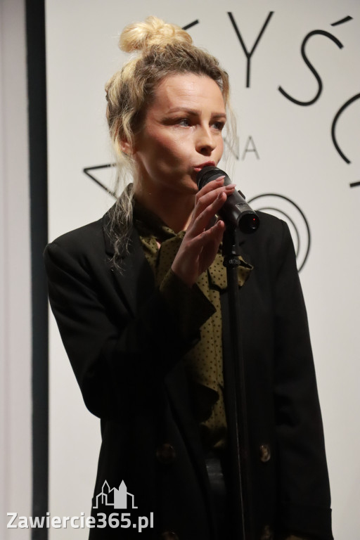 Fotorelacja: Wernisaż wystawy „Artyści na 110” w Zawierciu