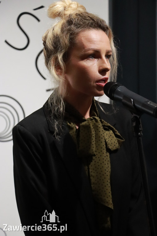 Fotorelacja: Wernisaż wystawy „Artyści na 110” w Zawierciu