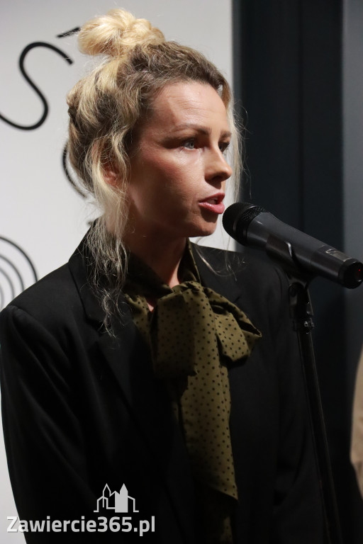 Fotorelacja: Wernisaż wystawy „Artyści na 110” w Zawierciu