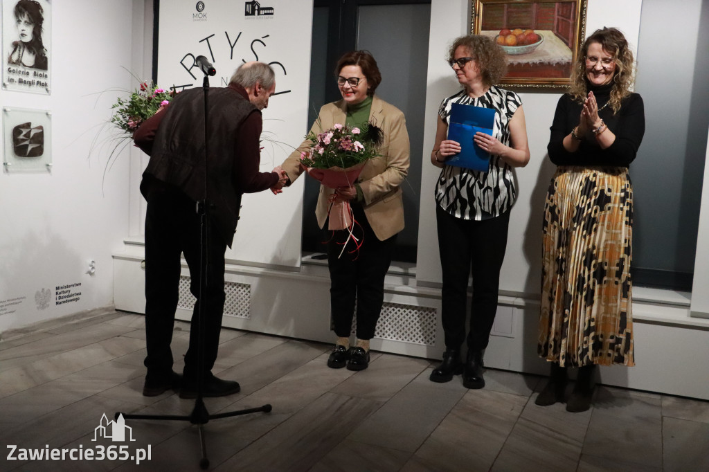 Fotorelacja: Wernisaż wystawy „Artyści na 110” w Zawierciu
