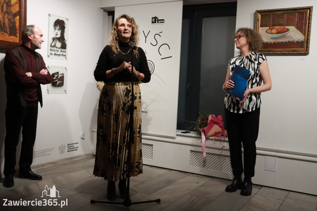Fotorelacja: Wernisaż wystawy „Artyści na 110” w Zawierciu