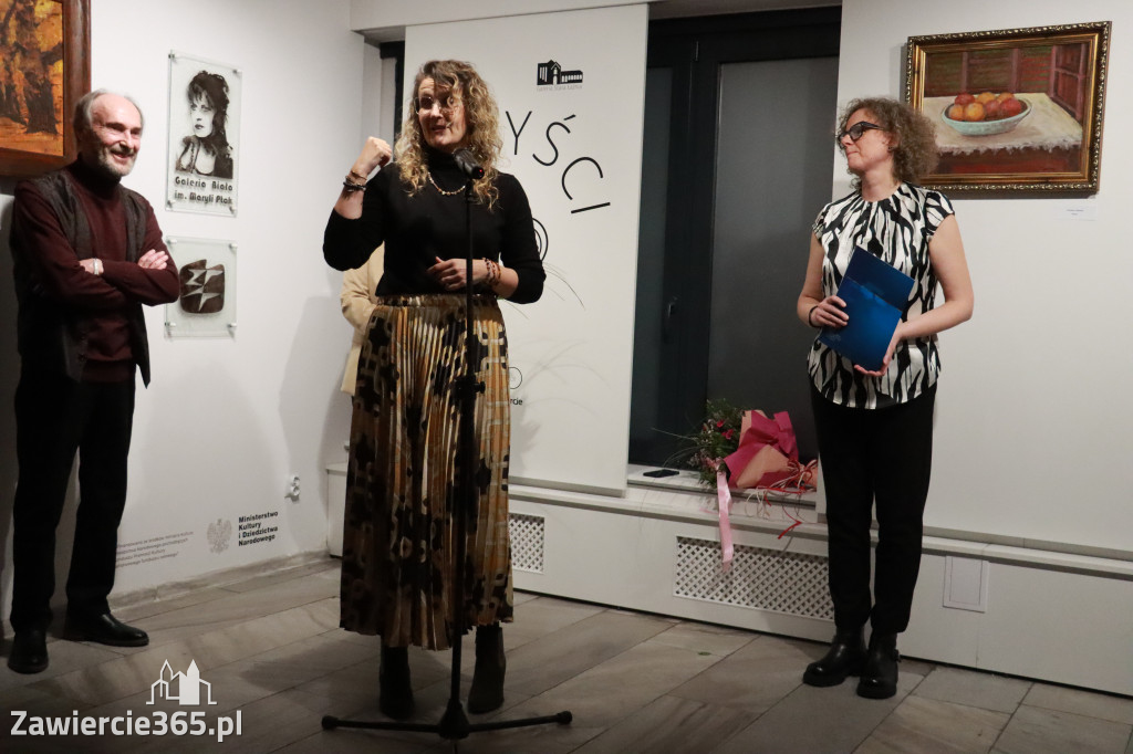 Fotorelacja: Wernisaż wystawy „Artyści na 110” w Zawierciu