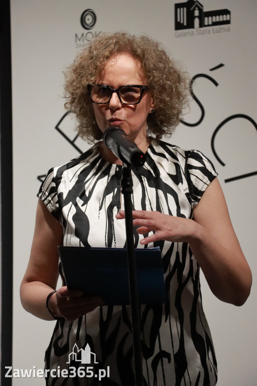 Fotorelacja: Wernisaż wystawy „Artyści na 110” w Zawierciu