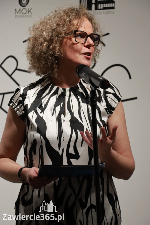 Fotorelacja: Wernisaż wystawy „Artyści na 110” w Zawierciu