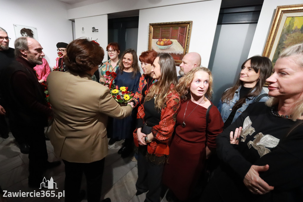 Fotorelacja: Wernisaż wystawy „Artyści na 110” w Zawierciu