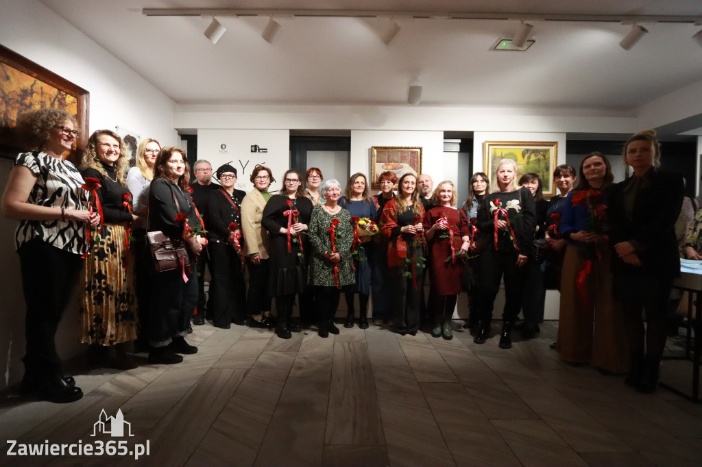 Fotorelacja: Wernisaż wystawy „Artyści na 110” w Zawierciu