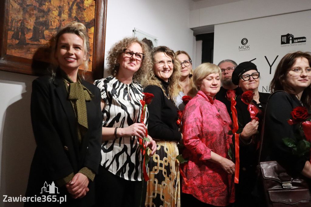Fotorelacja: Wernisaż wystawy „Artyści na 110” w Zawierciu