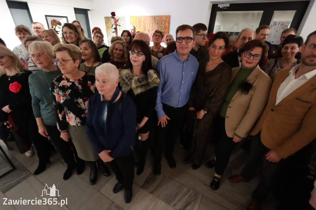 Fotorelacja: Wernisaż wystawy „Artyści na 110” w Zawierciu