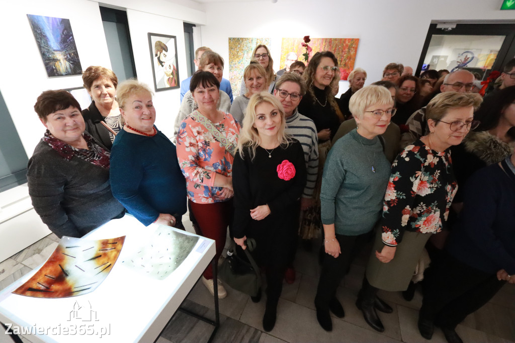 Fotorelacja: Wernisaż wystawy „Artyści na 110” w Zawierciu