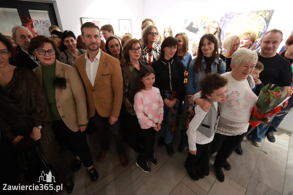 Fotorelacja: Wernisaż wystawy „Artyści na 110” w Zawierciu