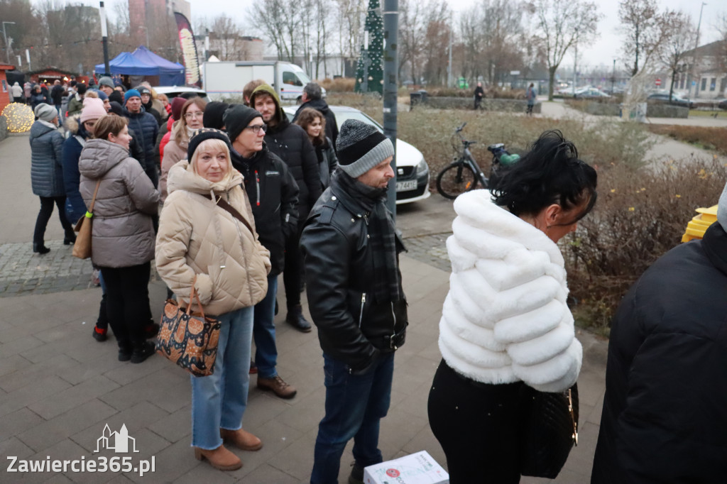 Fotorelacja: Świąteczna Eko-Wymiana - Jarmark Bożonarodzeniowy w Zawierciu
