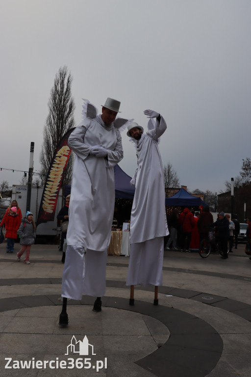 Fotorelacja: Świąteczna Eko-Wymiana - Jarmark Bożonarodzeniowy w Zawierciu