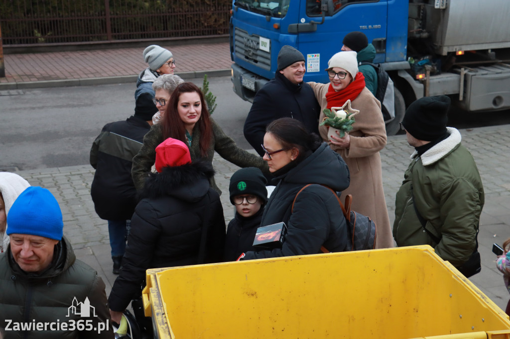 Fotorelacja: Świąteczna Eko-Wymiana - Jarmark Bożonarodzeniowy w Zawierciu
