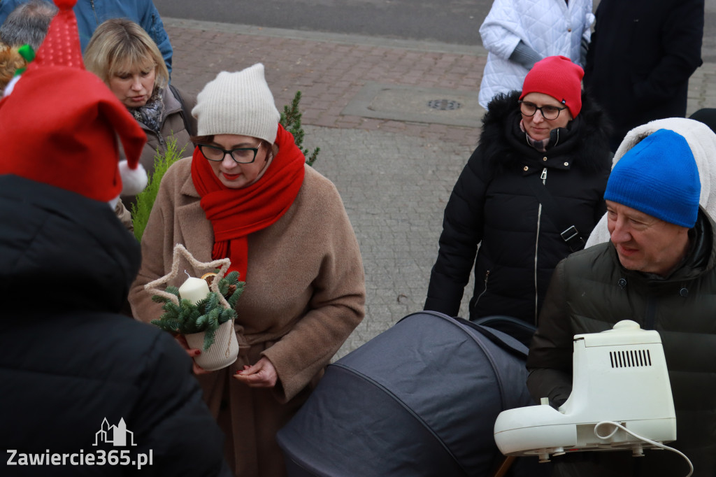 Fotorelacja: Świąteczna Eko-Wymiana - Jarmark Bożonarodzeniowy w Zawierciu