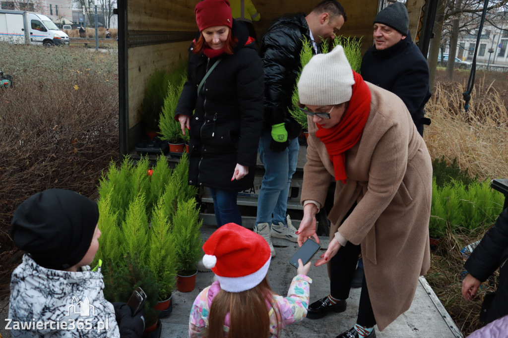 Fotorelacja: Świąteczna Eko-Wymiana - Jarmark Bożonarodzeniowy w Zawierciu