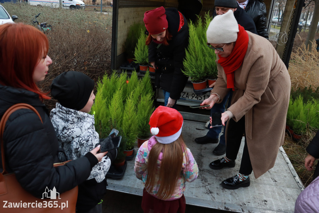 Fotorelacja: Świąteczna Eko-Wymiana - Jarmark Bożonarodzeniowy w Zawierciu
