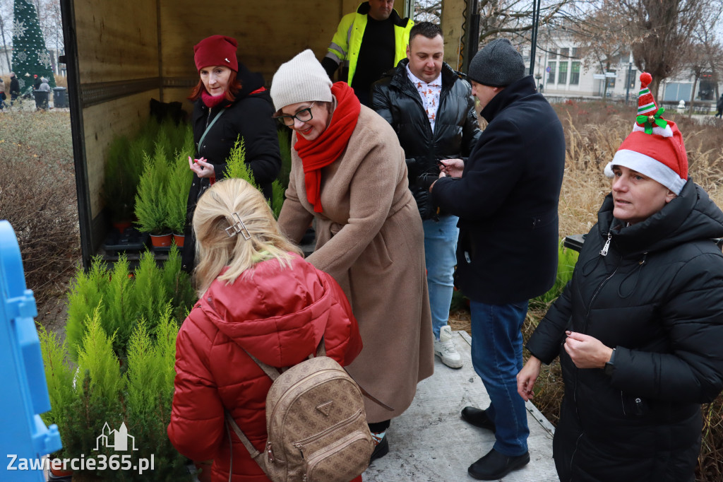 Fotorelacja: Świąteczna Eko-Wymiana - Jarmark Bożonarodzeniowy w Zawierciu