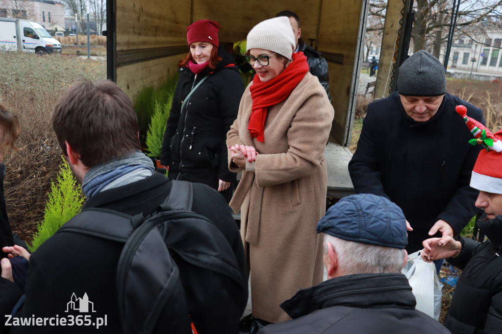 Fotorelacja: Świąteczna Eko-Wymiana - Jarmark Bożonarodzeniowy w Zawierciu