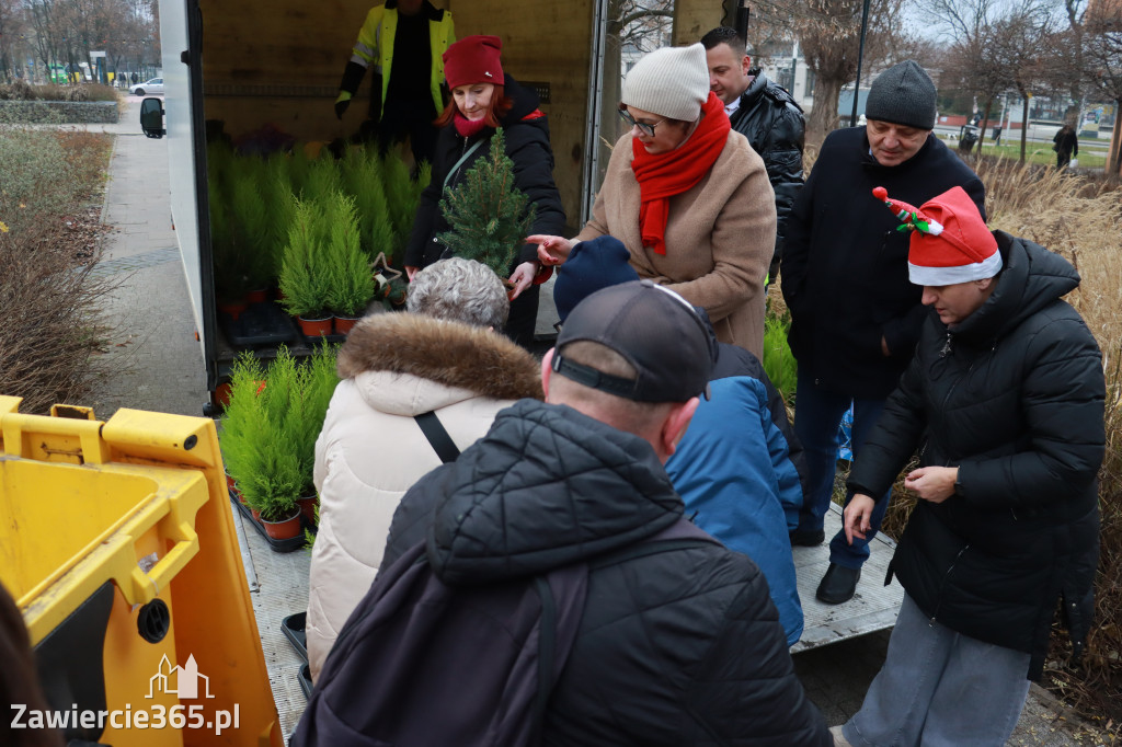 Fotorelacja: Świąteczna Eko-Wymiana - Jarmark Bożonarodzeniowy w Zawierciu