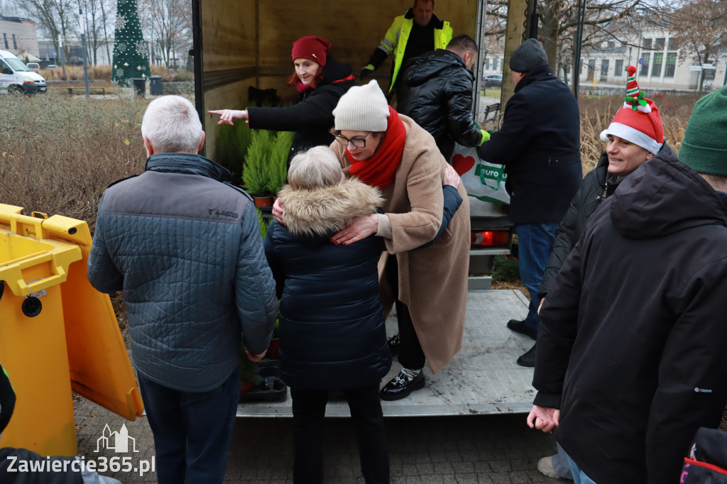 Fotorelacja: Świąteczna Eko-Wymiana - Jarmark Bożonarodzeniowy w Zawierciu