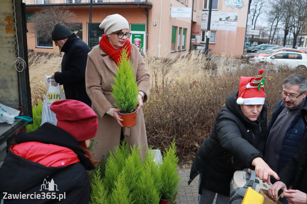 Fotorelacja: Świąteczna Eko-Wymiana - Jarmark Bożonarodzeniowy w Zawierciu