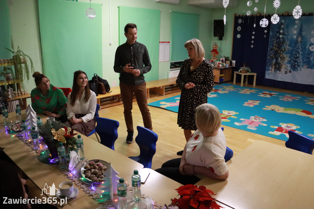 Fotorelacja: Spotkanie Grupy Wsparcia dla rodziców dzieci z niepełnosprawnościami w Przedszkolu nr 3 w Zawierciu