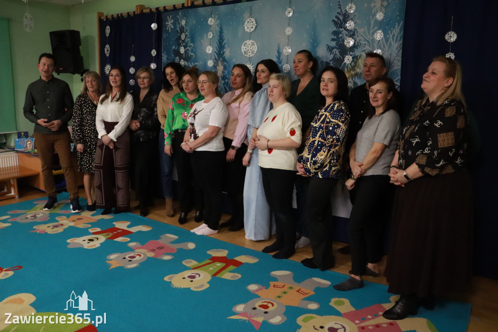 Fotorelacja: Spotkanie Grupy Wsparcia dla rodziców dzieci z niepełnosprawnościami w Przedszkolu nr 3 w Zawierciu